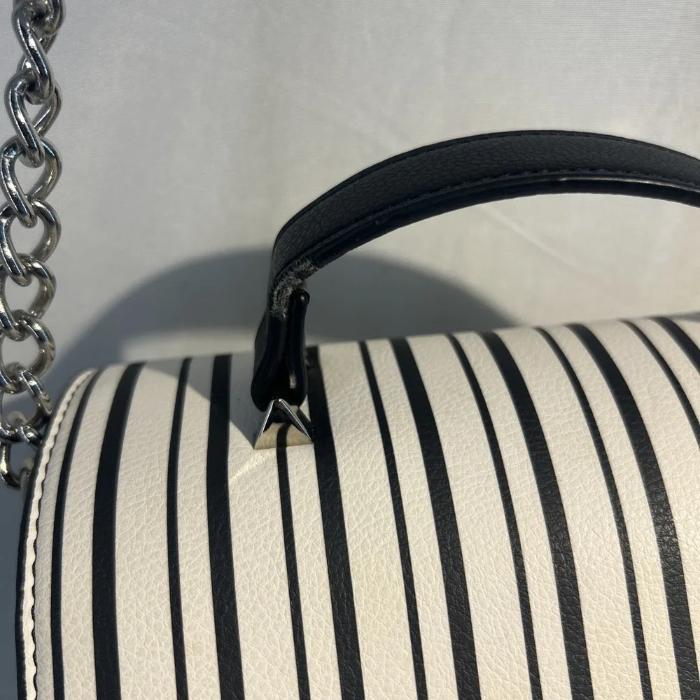 Luv Betsy by Betsy Johnson butterfly pink crossbody black white